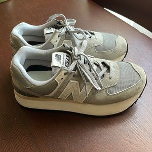 New balance 574+ platform women’s size 8.5